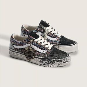 Premium Old Skool Shoe
Icon, Cushioning, Charms
